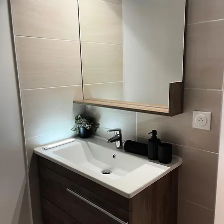 Dandy F2 Proche Paris Et Aeroport Orly Appartement